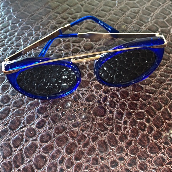 Black alloy frames cat eye pink mirror sunglasses - Picture 7 of 8